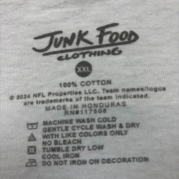 Seattle Seahawks NFL Football White T-Shirt Size XXL - Picture 4 of 4